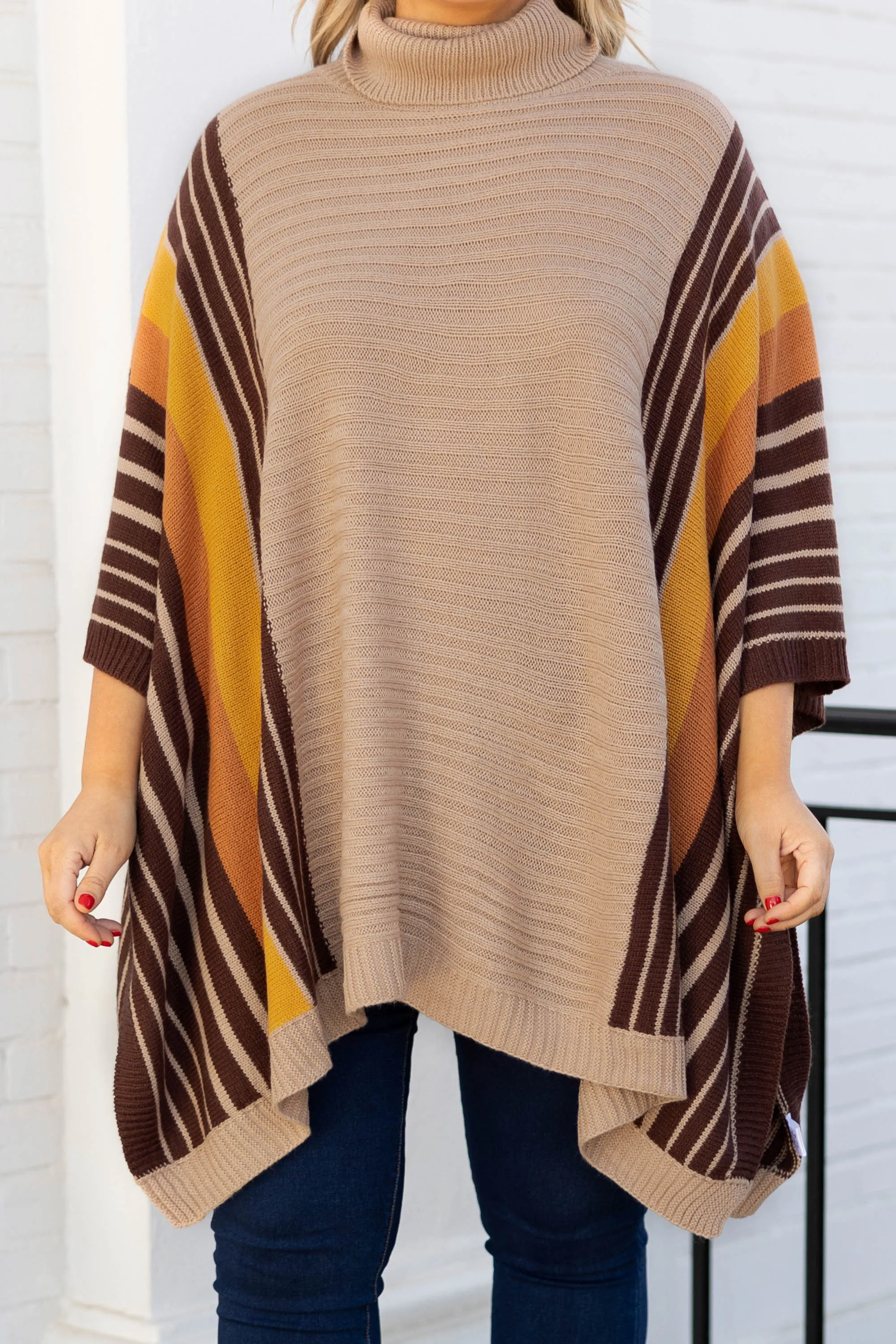 Feeling Wonderstruck Poncho, Taupe