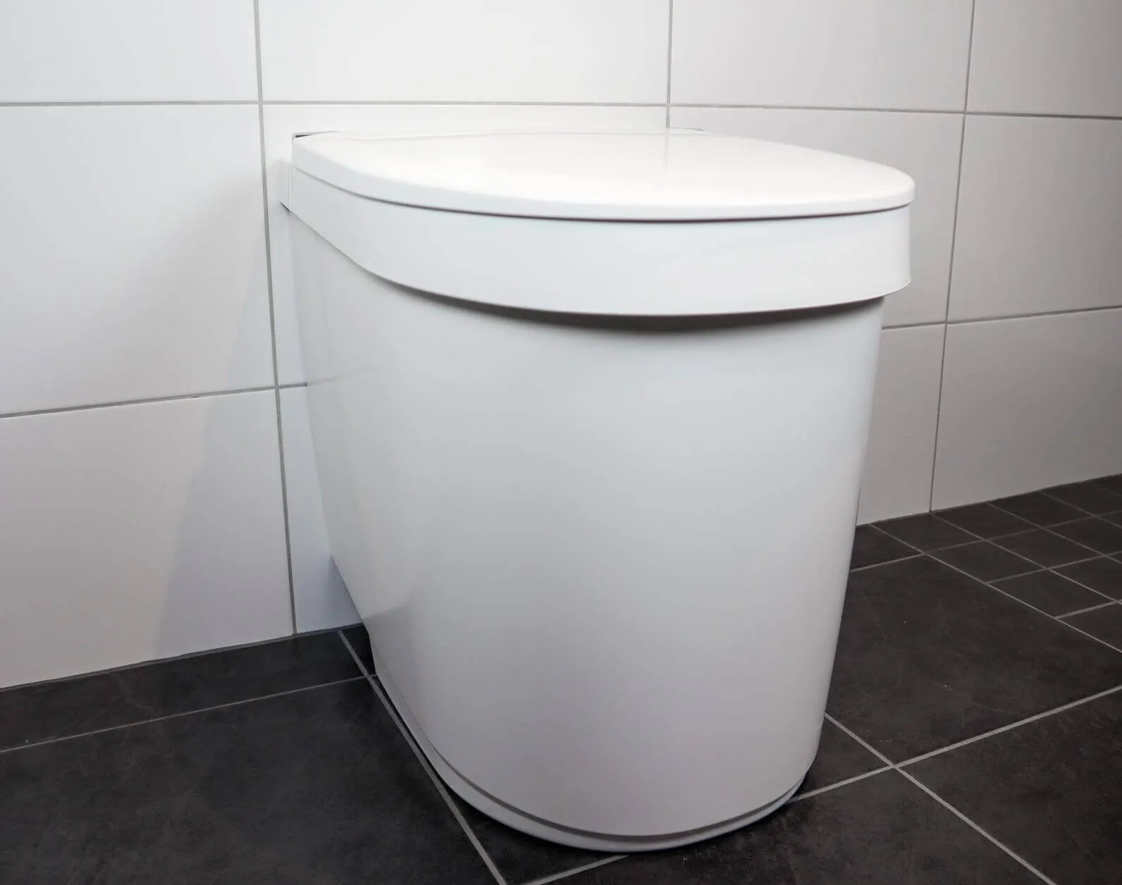 *NEW* Separett Tiny Toilet 1270 W/ Internal Urine Tank