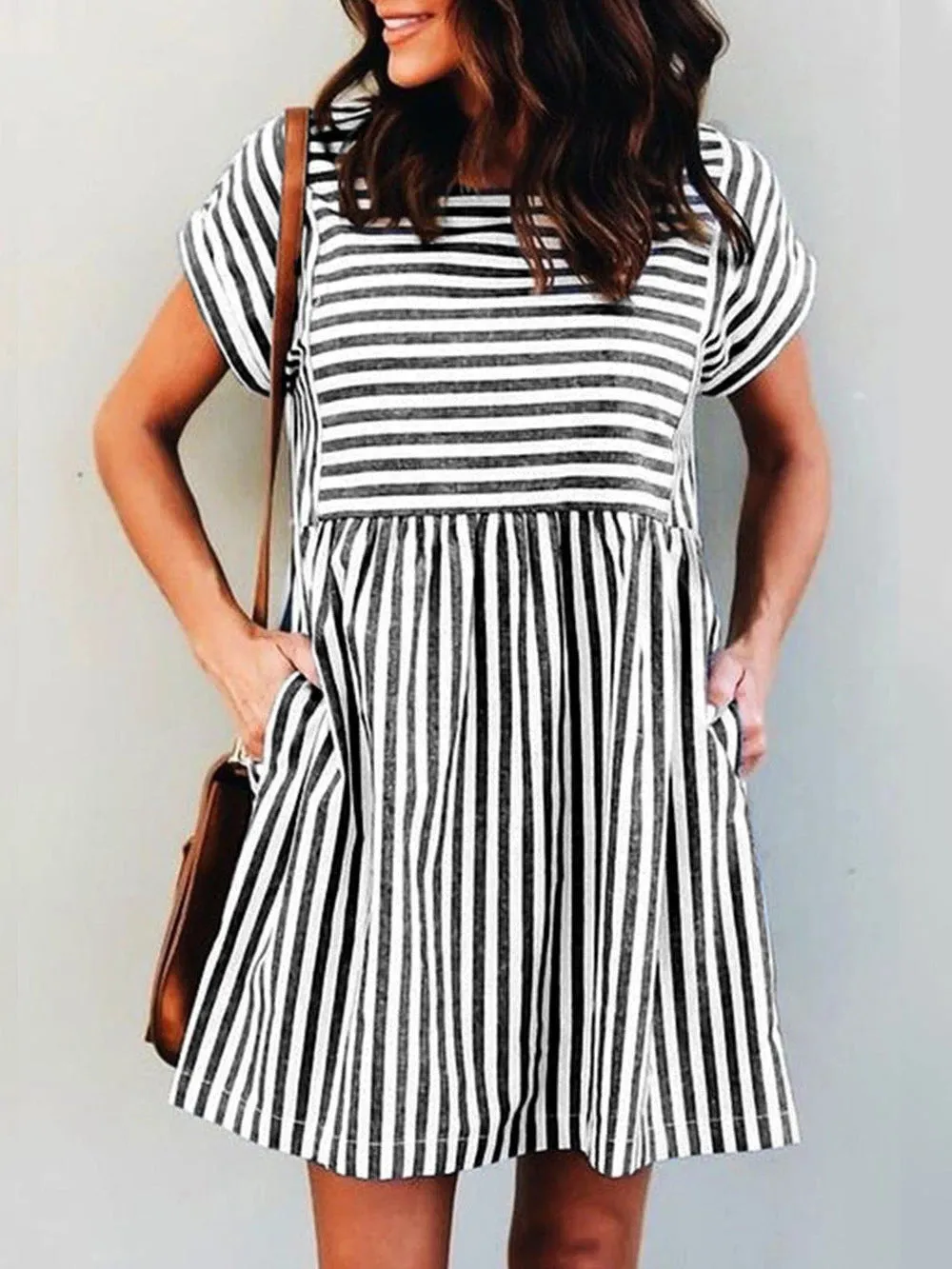 Q Popular Trendy All-Matching Pocket Square Neck Line Striped Dress Pocket Dress