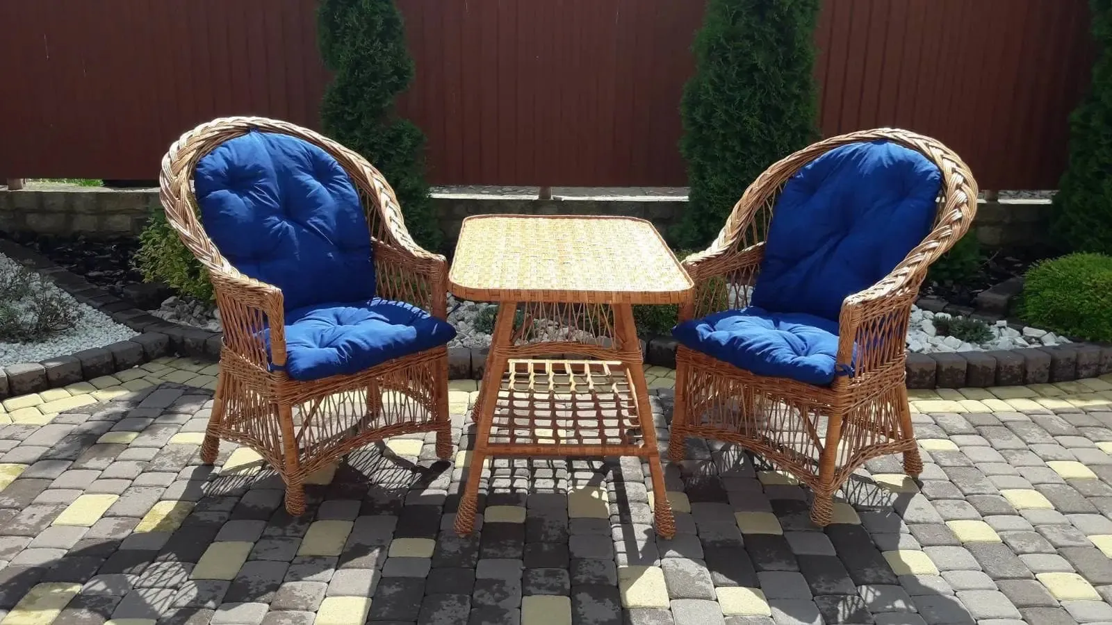 Willow wicker furniture set with pillows