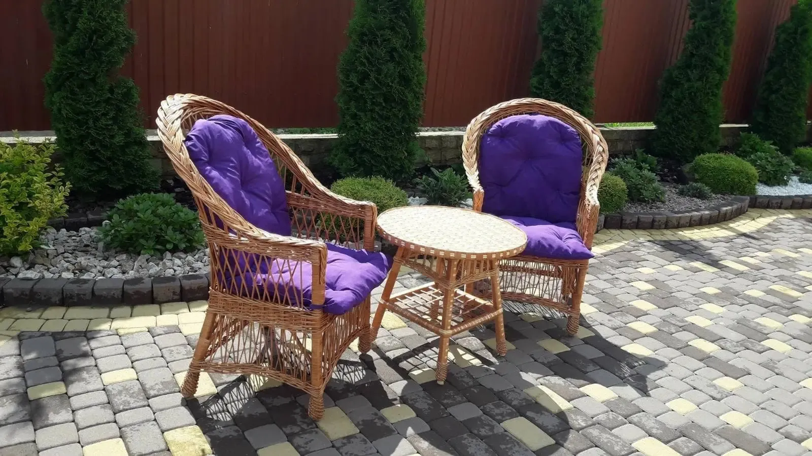 Willow wicker furniture set with pillows